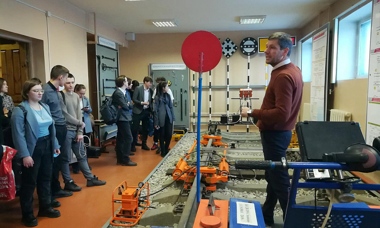 День открытых дверей прошел на кафедре «Строительство железных дорог, мостов и транспортных тоннелей»