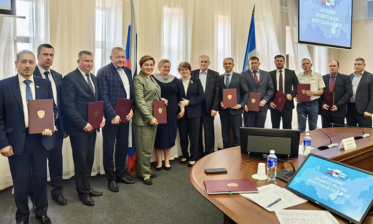 Торжественное подписание соглашения о партнерстве в целях создания образовательно-производственного кластера «Транспортная отрасль»