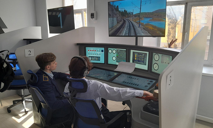 Экскурсии для школьников Читы прошли в ЧТЖТ