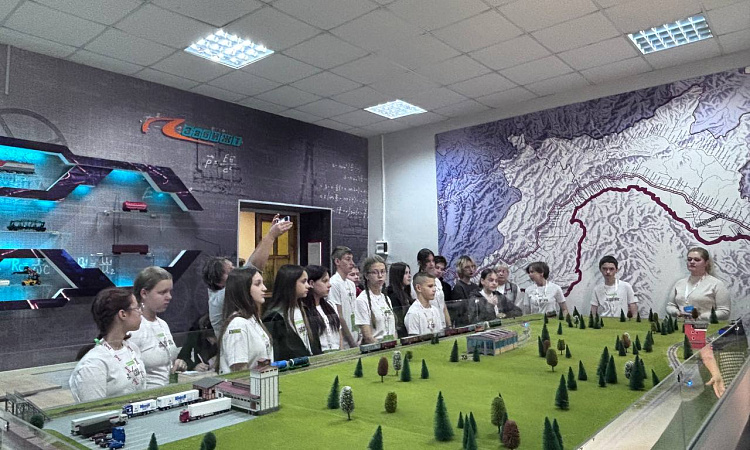 В ЗабИЖТ состоялся день открытых дверей для участников проекта «Инженеры транспорта»