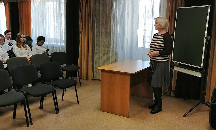 Лекция в МК ЖТ ИрГУПС на тему: «Медицинские, социальные и юридические аспекты наркомании»