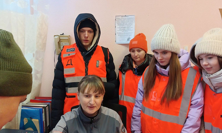 Студенты ЧТЖТ побывали на выездном занятии на станции Антипиха