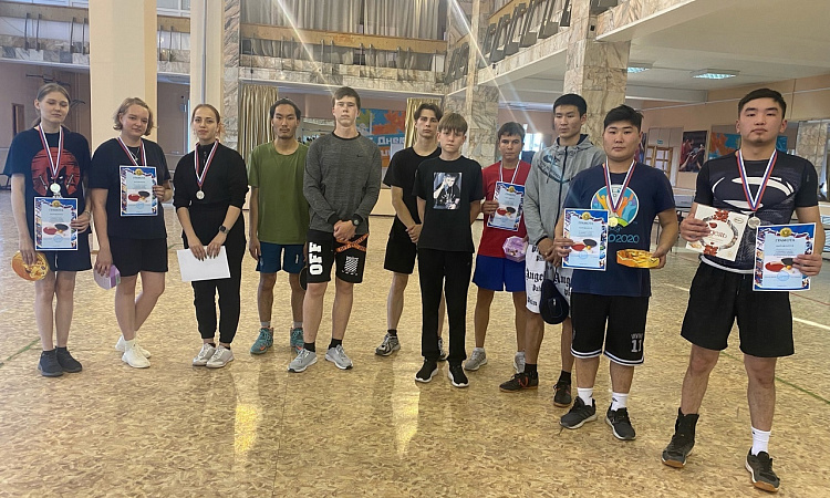 Подведены итоги соревнований по настольному теннису