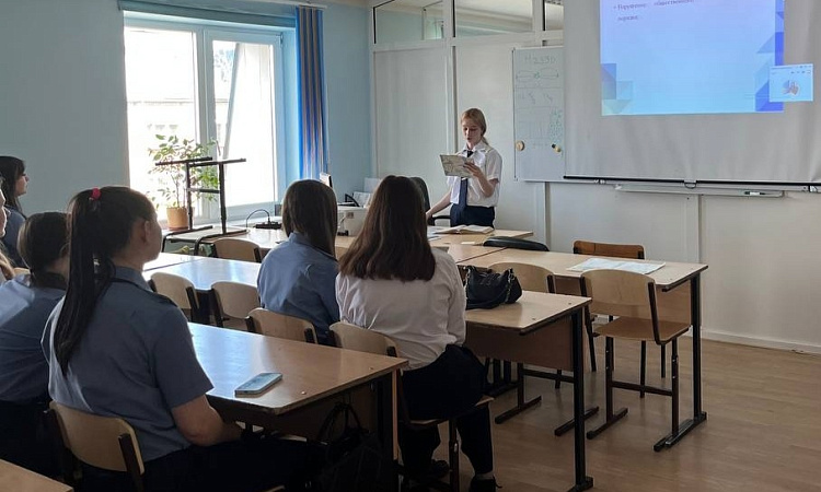 В УУКЖТ ИрГУПС проходят лекции Студенческой Лиги лекторов РБ