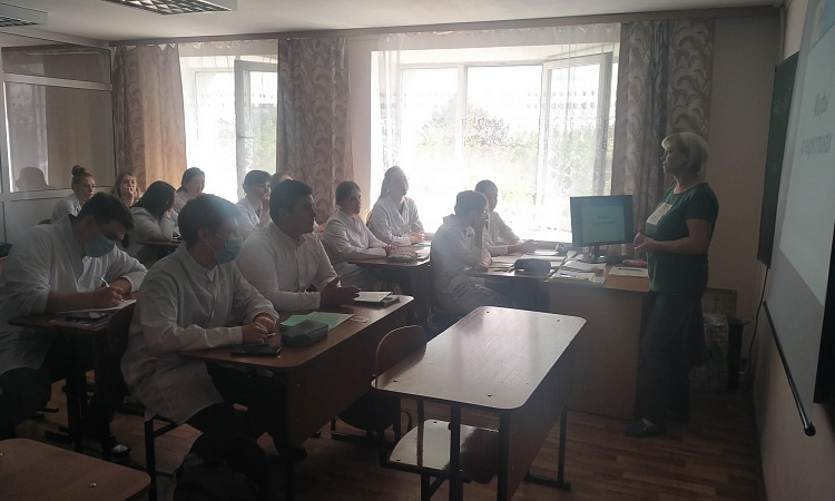 Лекция "Мифы о наркотиках" от ЦПН для студентов МК ЖТ ИрГУПС