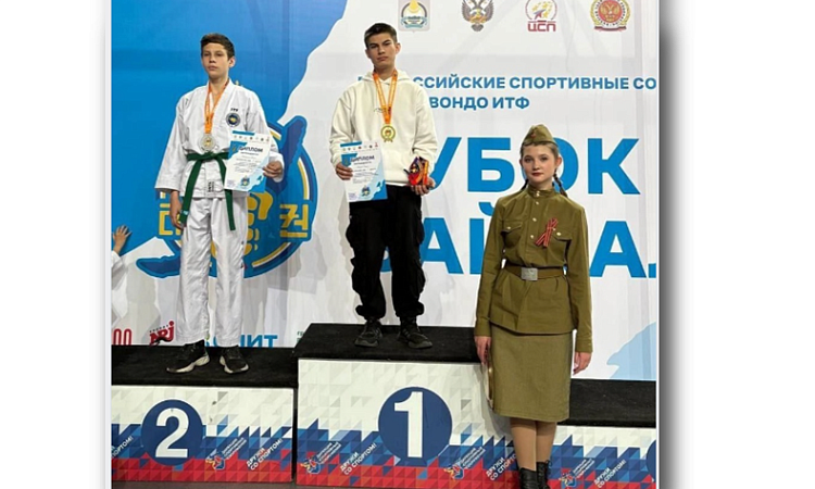 Студент УУКЖТ ИрГУПС Карпов Кирилл победитель в тхэквондо