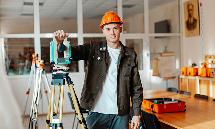 ЗабИЖТ запускает три бесплатных образовательных программы для бойцов студотрядов