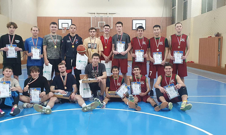 Подведены итоги первенства по баскетболу