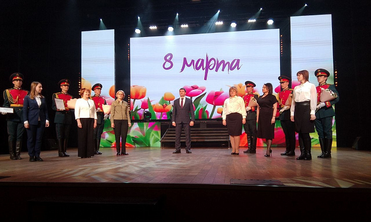 В ДК железнодорожников состоялось торжественное мероприятие