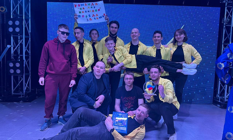 Команда КВН «На лбу написано» прошла в четвертьфинал