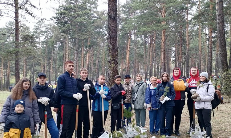 Ежегодная городская акция "ПОСАДИ ДЕРЕВО - ПОДАРИ ПЛАНЕТЕ ЖИЗНЬ"