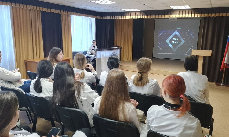 Видеопоказ в День российской науки