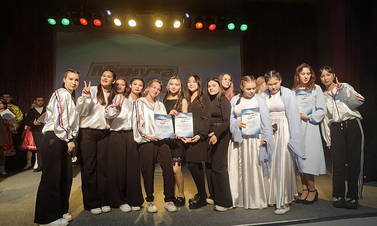 Студенты МК ЖТ ИрГУПС приняли участие в конкурсе талантов "Минута славы"