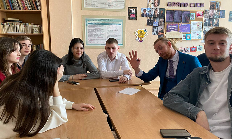 Встреча выпускников состоялась в лицее ЗабИЖТ 