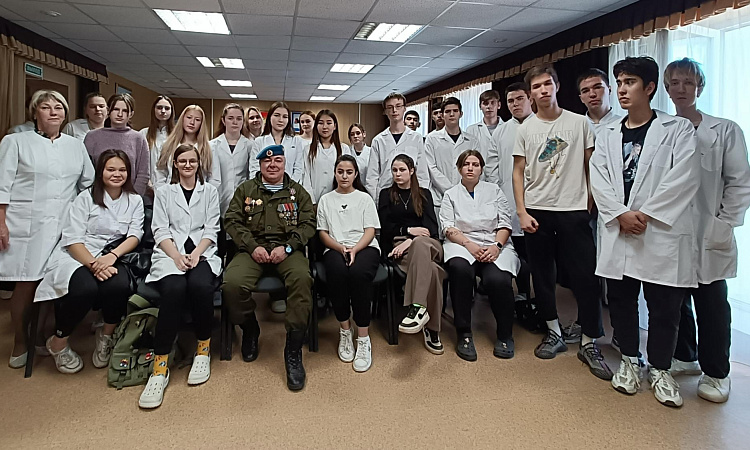 Патриотический урок "Время правды" в МК ЖТ ИрГУПС