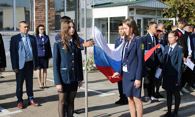 День знаний встретили в ЧТЖТ