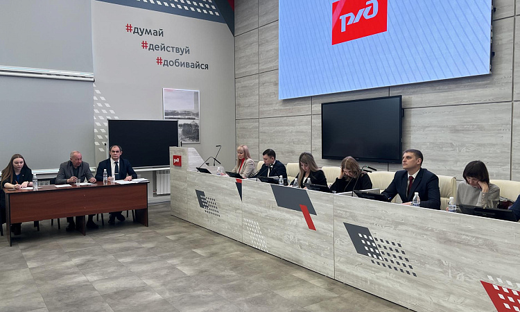 Будущие железнодорожники получили путевку в жизнь: в ЗабИЖТ состоялось распределение выпускников