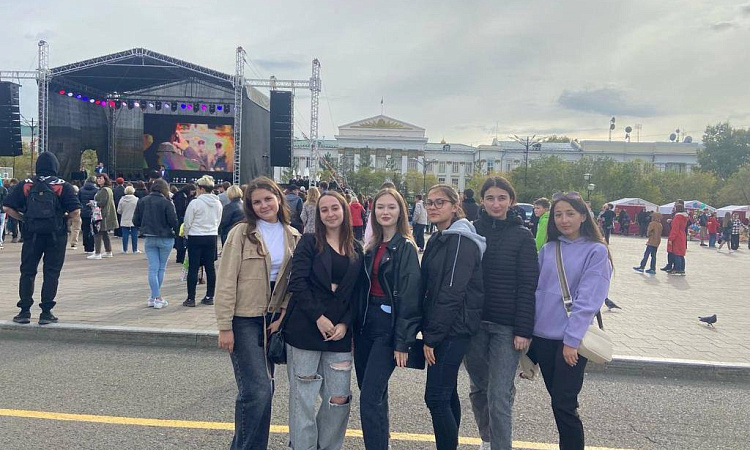 Студенты ЗабИЖТ побывали на форуме в Чите