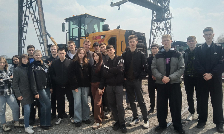 Будущие железнодорожники получили новые знания на реальных примерах