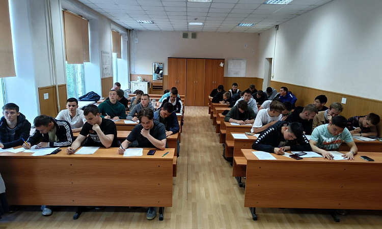 Завершение практического обучения участников студенческих строительных отрядов