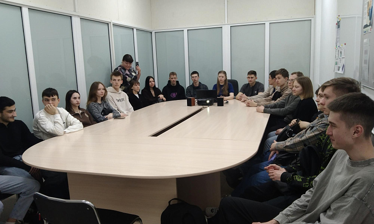 Практическое занятие для студентов ЗабИЖТ провели на производстве