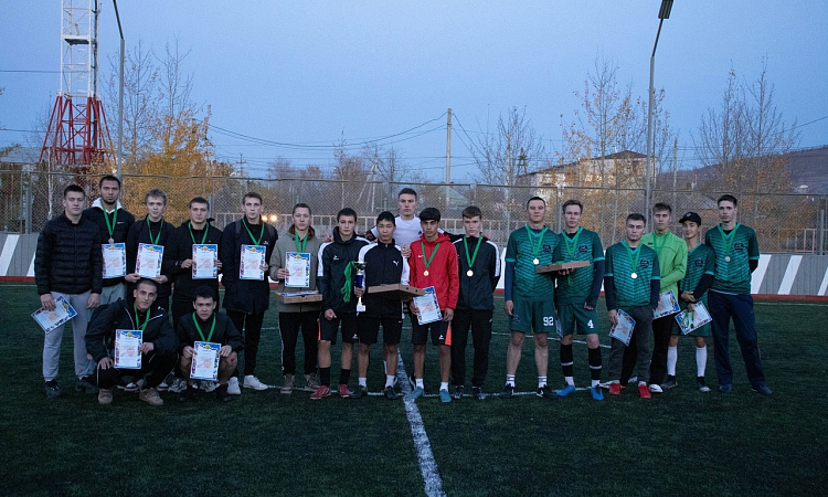 Завершился турнир по мини-футболу