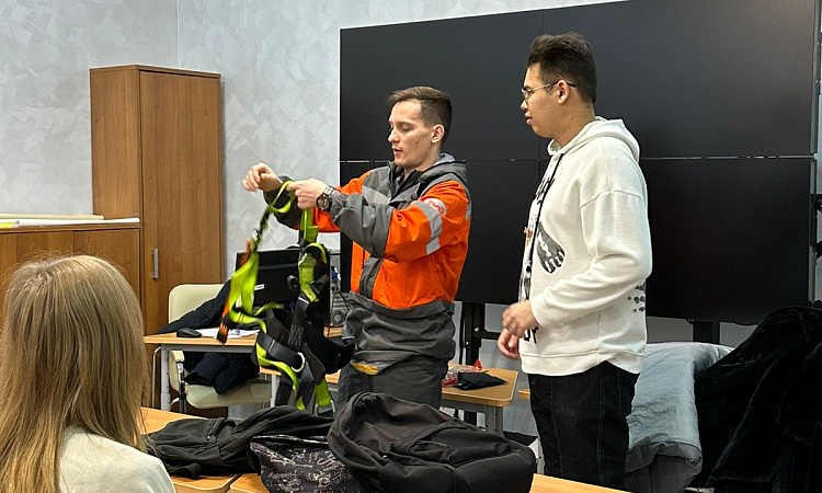 Выездное занятие для будущих железнодорожников прошло на РЦС-1