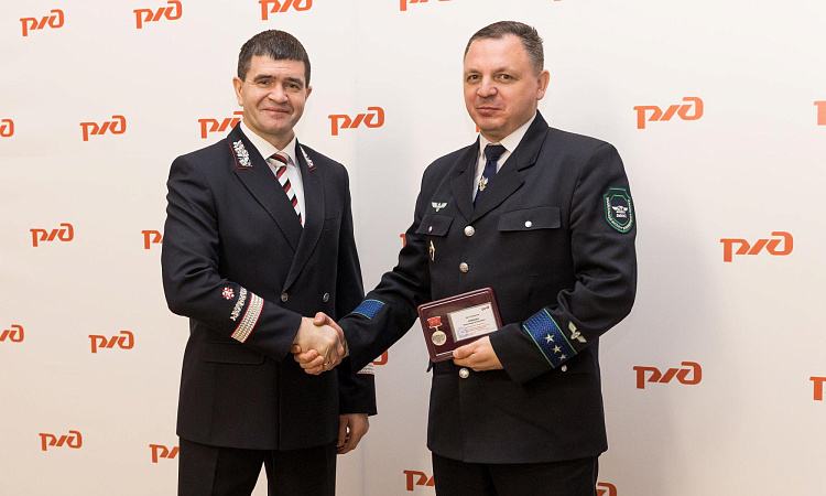 Директор ЗабИЖТ награжден памятной медалью