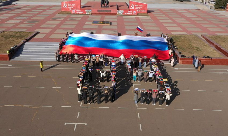 Студенты ЗабИЖТ приняли участие во флешмобе