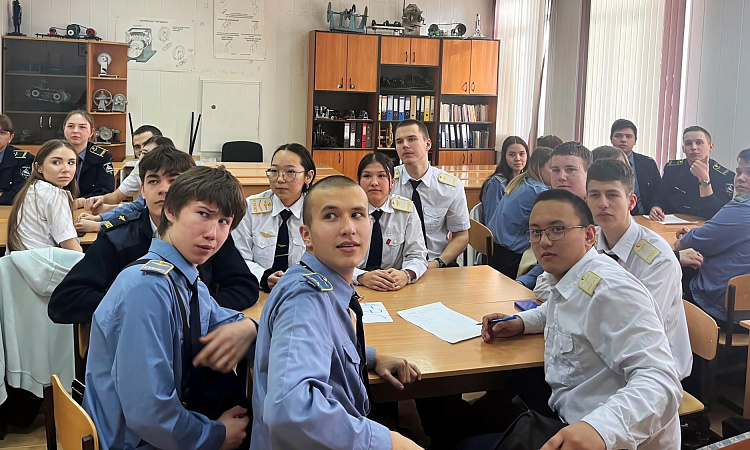 В УУКЖТ ИрГУПС состоялся квиз, посвященный Дню студента