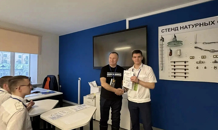 Путь к победе: как готовят будущего чемпиона «Профессионалов» в Читинском техникуме железнодорожного транспорта