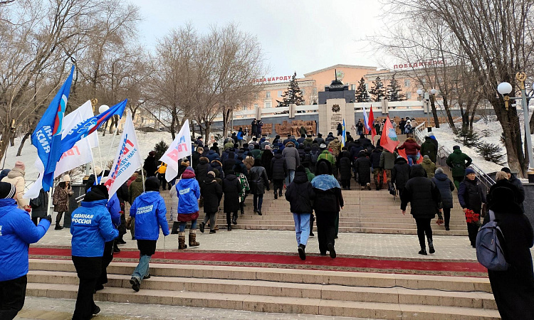 Студенты УУКЖТ ИрГУПС приняли участие в торжественном митинге, посвящённом Дню Защитника Отечества