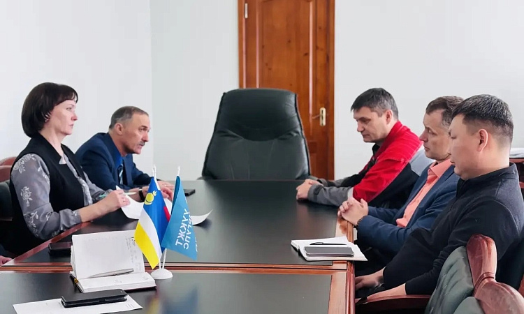 🤝 Рабочая встреча УУКЖТ и ЛВРЗ: новые горизонты сотрудничества