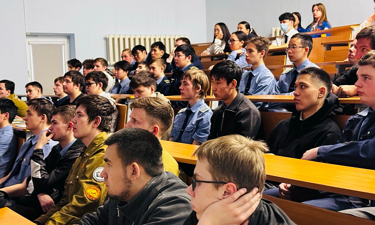 Старт обучения! Группа «Монолит» приступила к обучению 🚆✨